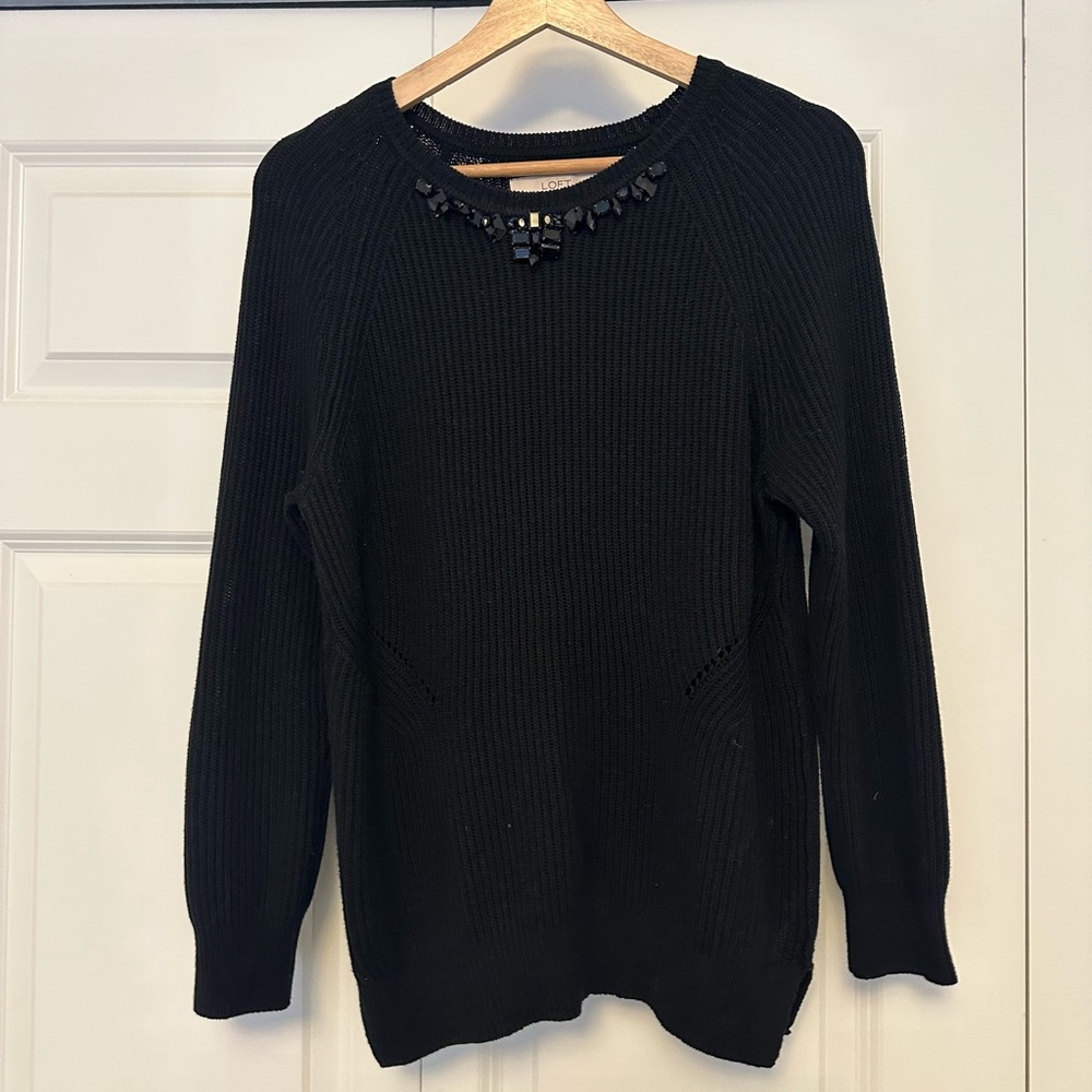 Ann Taylor Loft black crewneck sweater size M